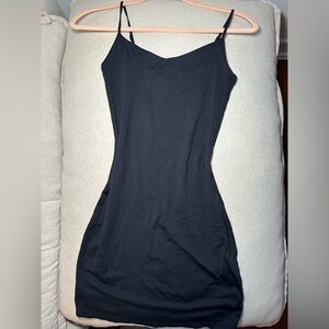 Aritzia Babaton Contour Mini Dress in Black
